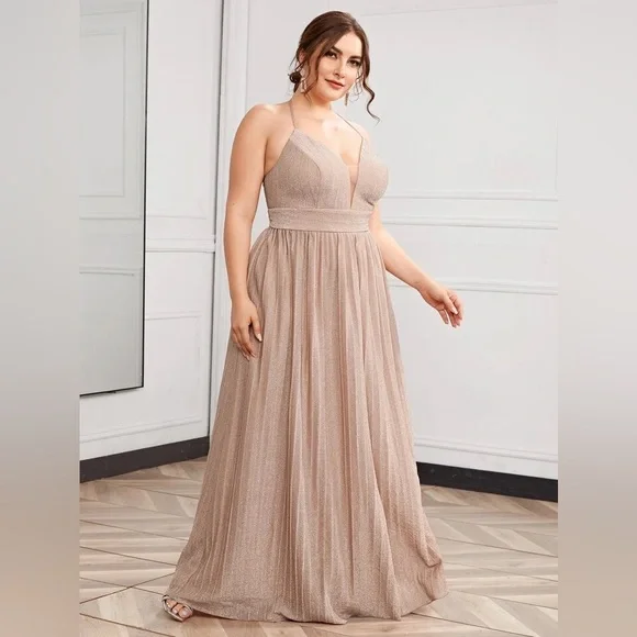 XL Dress 💗 - Picture 3 of 10